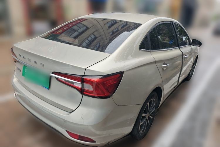 Used Roewe i5 2020 1.5L Automatic 4G Connect Luxury Flagship Edition Exterior 5