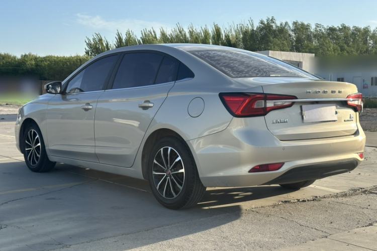 Used Roewe i5 2020 1.5L Manual 4G Connect Leehao Flagship Edition Exterior 6