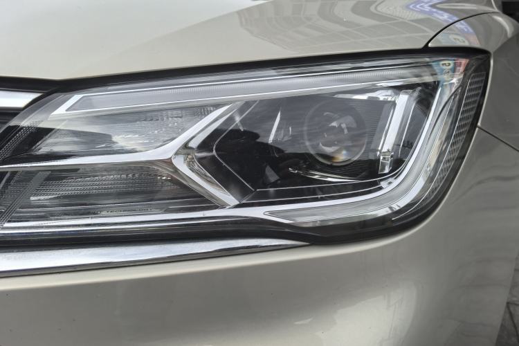 Used Roewe i5 2020 1.5L Automatic 4G Connect Luxury Flagship Edition Exterior 6
