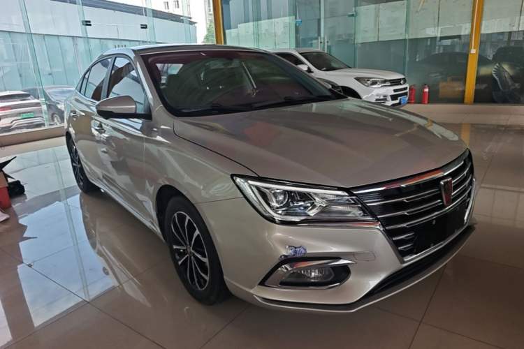 Used Roewe i5 2020 1.5L Automatic 4G Connect Luxury Flagship Edition Front Right 45 Deg