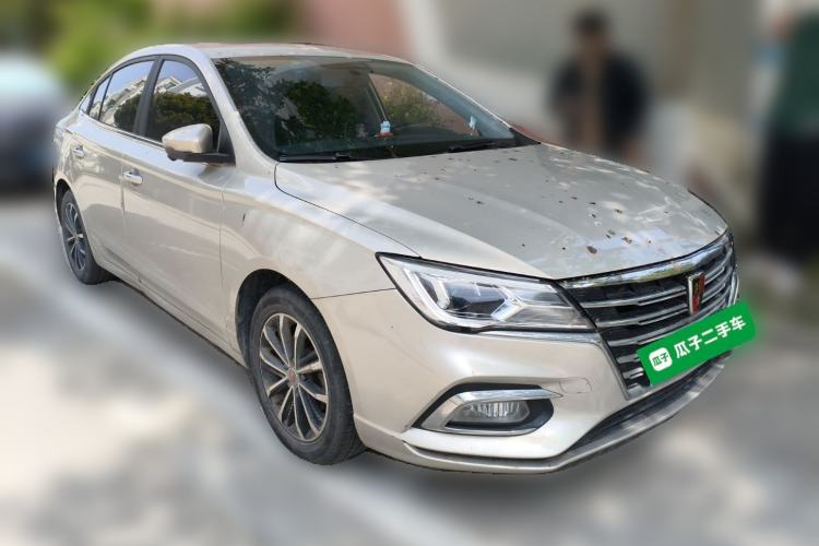 Used Roewe i5 2020 1.5L Automatic 4G Connect Luxury Flagship Edition Front Right 45 Deg