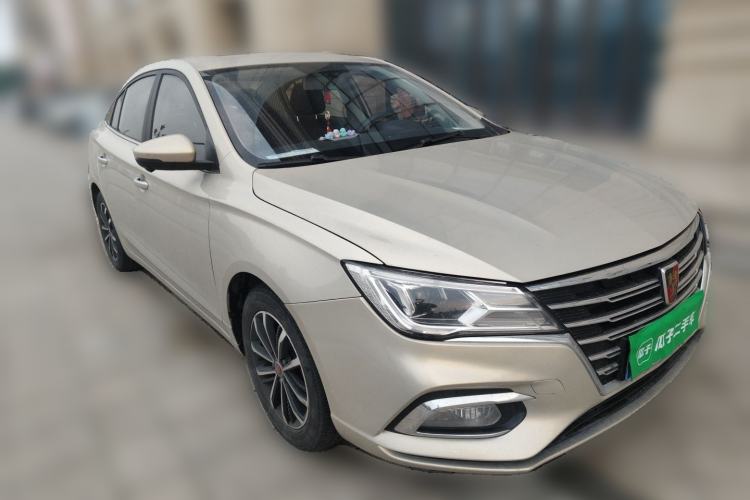 Used Roewe i5 2020 1.5L Automatic 4G Connect Luxury Flagship Edition Front Right 45 Deg
