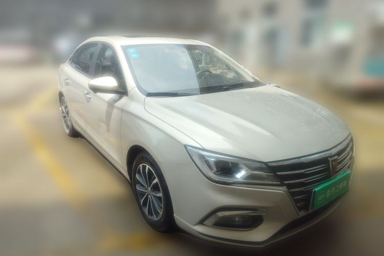 Used Roewe i5 2020 1.5L Automatic 4G Connect Luxury Flagship Edition Front Right 45 Deg