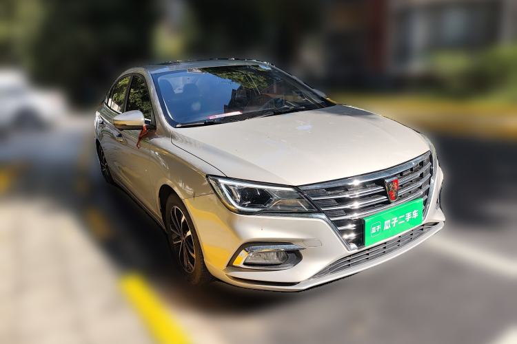 Used Roewe i5 2020 1.5L Automatic 4G Connect Luxury Flagship Edition Front Right 45 Deg