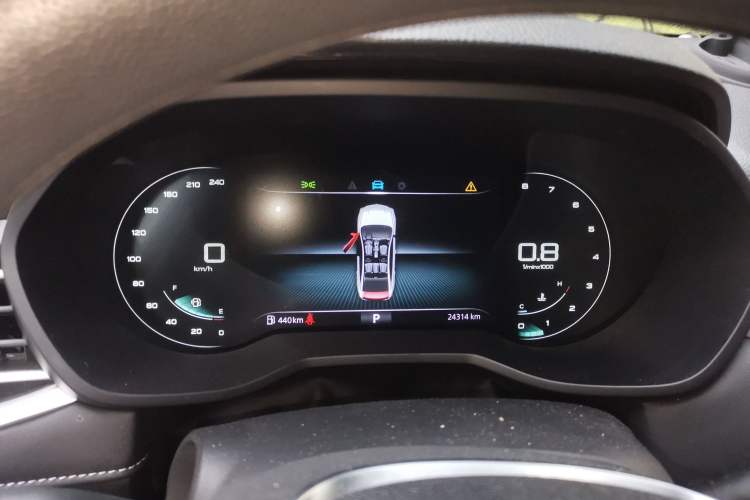 Used Roewe i5 2020 1.5L Automatic 4G Connect Luxury Flagship Edition Instrument Cluster