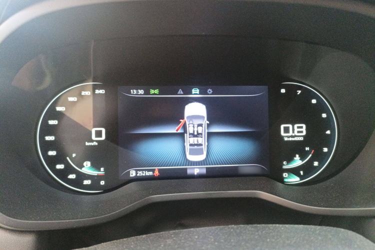 Used Roewe i5 2020 1.5L Automatic 4G Connect Luxury Flagship Edition Instrument Cluster