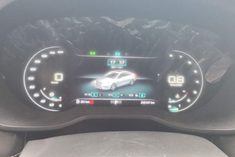 Used Roewe i5 2020 1.5L Automatic 4G Connect Luxury Flagship Edition Instrument Cluster