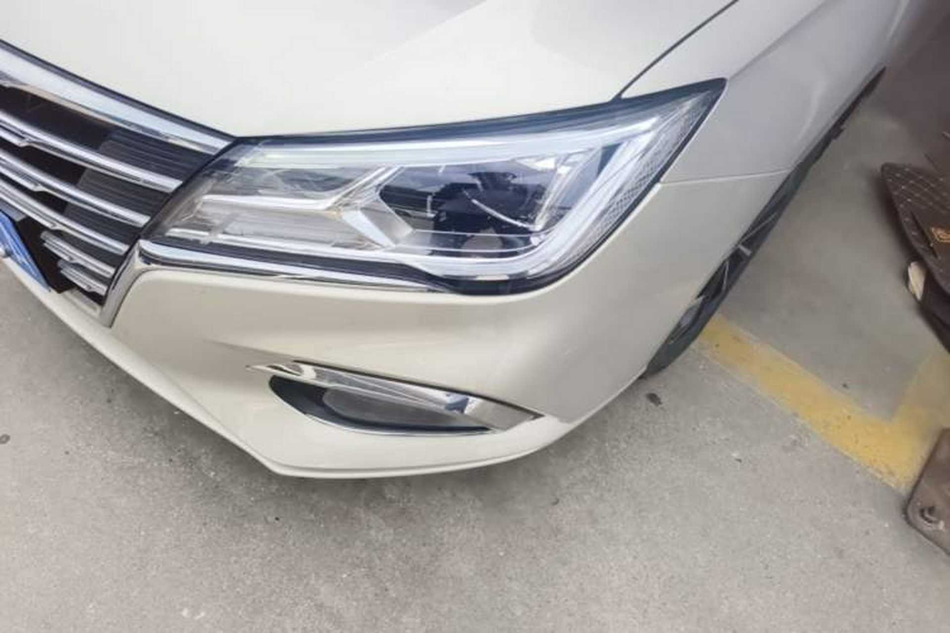 Used Roewe i5 2020 1.5L Automatic 4G Connect Luxury Flagship Edition Left Front Headlight