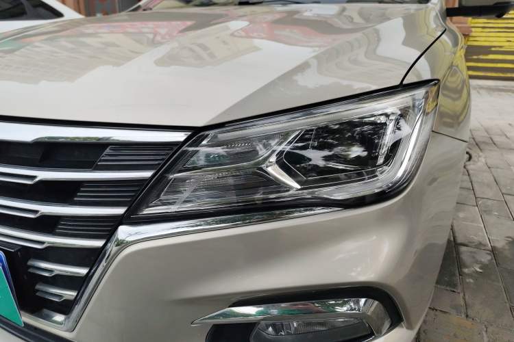 Used Roewe i5 2020 1.5L Automatic 4G Connect Luxury Flagship Edition Left Front Headlight