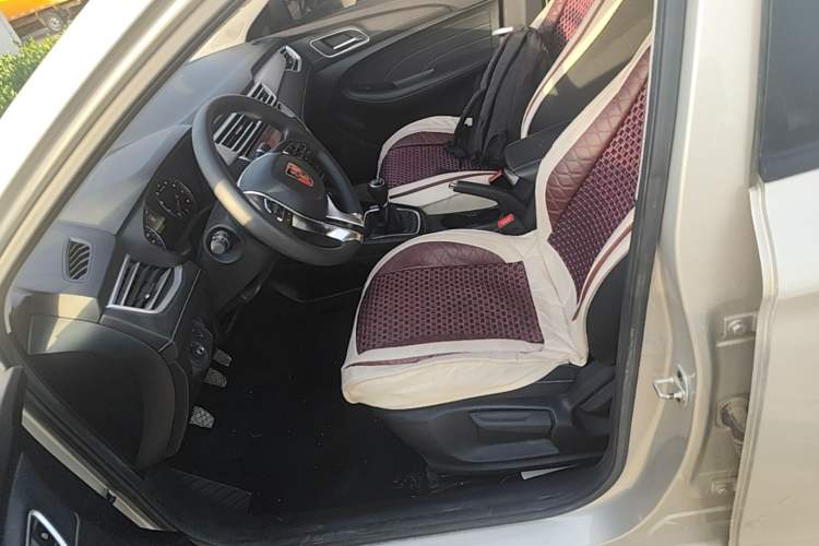 Used Roewe i5 2020 1.5L Manual 4G Connect Luxury Edition Left Front Seat