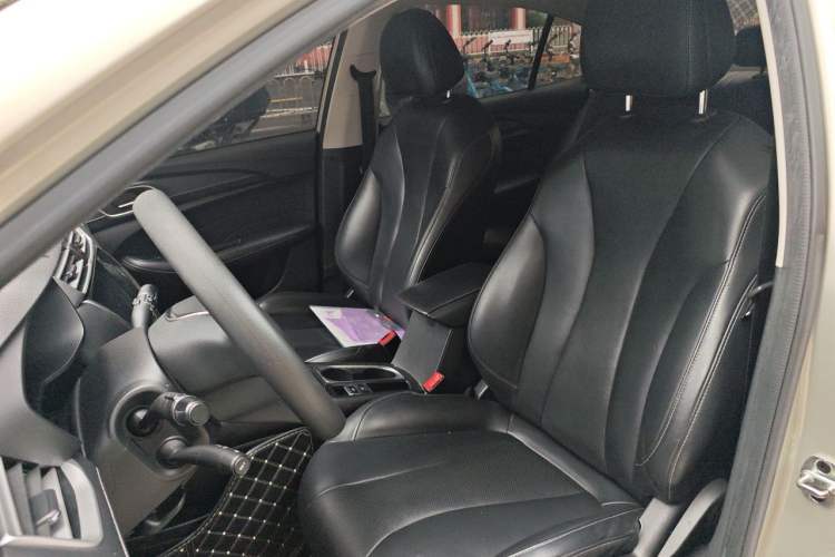 Used Roewe i5 2020 1.5L Automatic 4G Connect Luxury Flagship Edition Left Front Seat