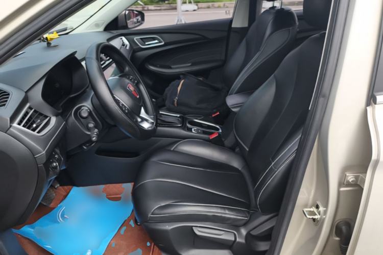 Used Roewe i5 2020 1.5L Automatic 4G Connect Luxury Flagship Edition Left Front Seat