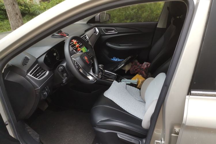 Used Roewe i5 2020 1.5L Automatic 4G Connect Luxury Flagship Edition Left Front Seat