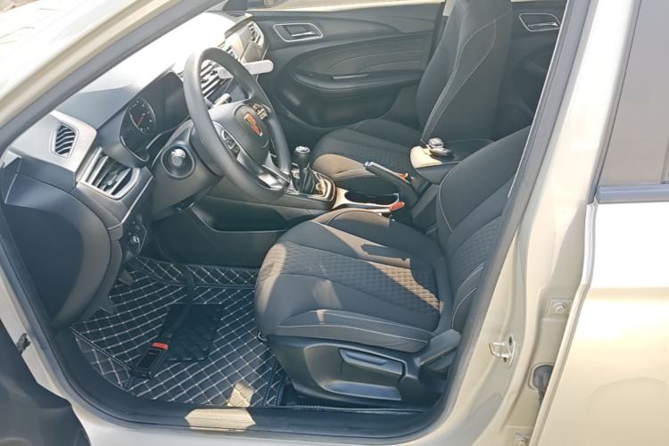 Used Roewe i5 2020 1.5L Manual 4G Connect Luxury Edition Left Front Seat