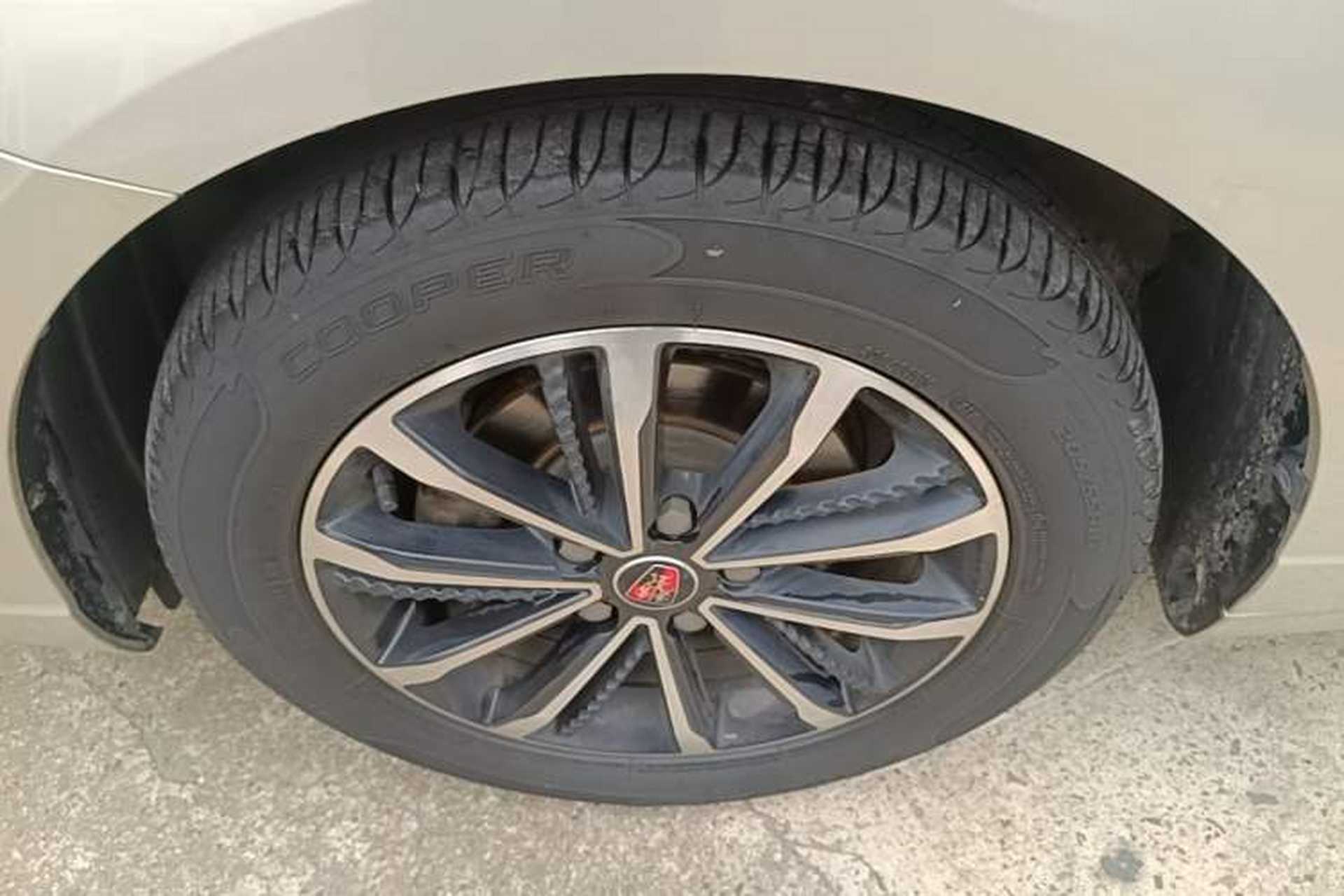 Used Roewe i5 2020 1.5L Automatic 4G Connect Luxury Flagship Edition Left Front Wheel Hub