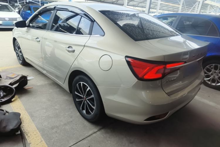 Used Roewe i5 2020 1.5L Automatic 4G Connect Luxury Flagship Edition Rear Left 45 Deg