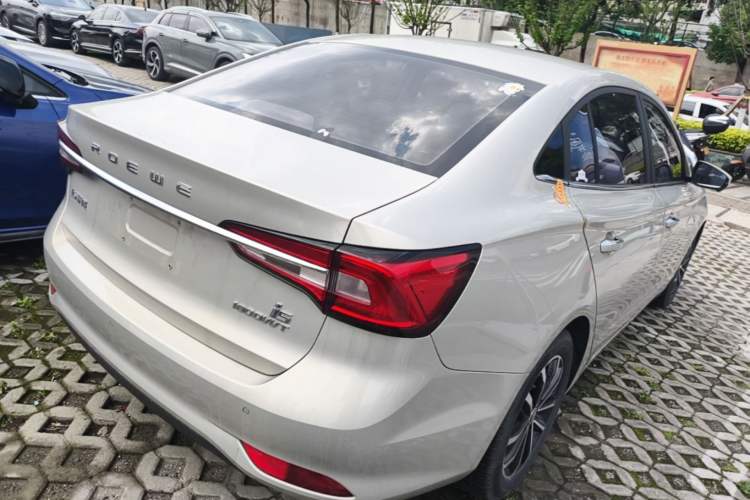 Used Roewe i5 2020 1.5L Automatic 4G Connect Luxury Flagship Edition Rear Right 45 Deg