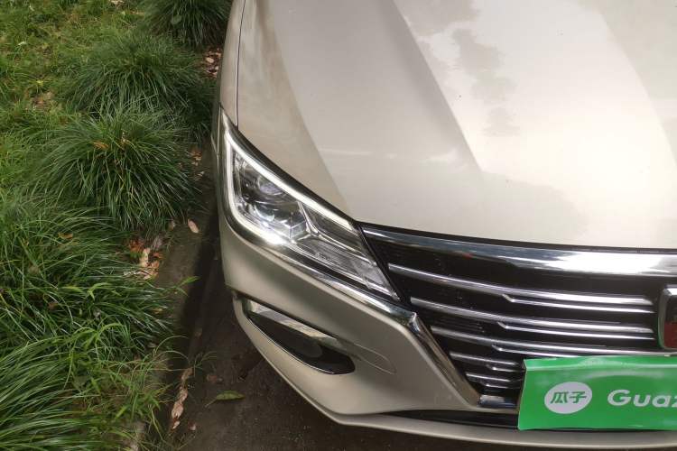 Used Roewe i5 2020 1.5L Automatic 4G Connect Luxury Flagship Edition Right Front Headlight