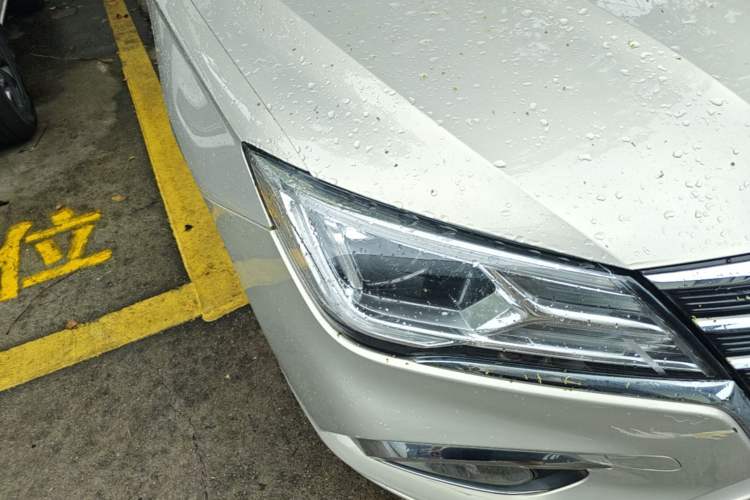 Used Roewe i5 2020 1.5L Automatic 4G Connected Linghao Edition Right Front Headlight