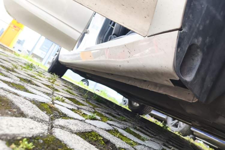 Used Roewe i5 2020 1.5L Automatic 4G Connect Luxury Flagship Edition Right Side Sill