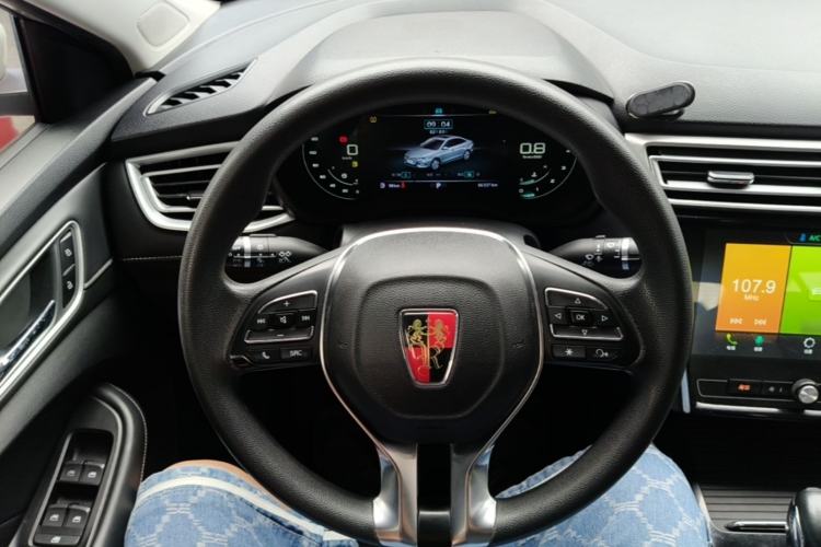 Used Roewe i5 2020 1.5L Automatic 4G Connect Luxury Flagship Edition Steering Wheel