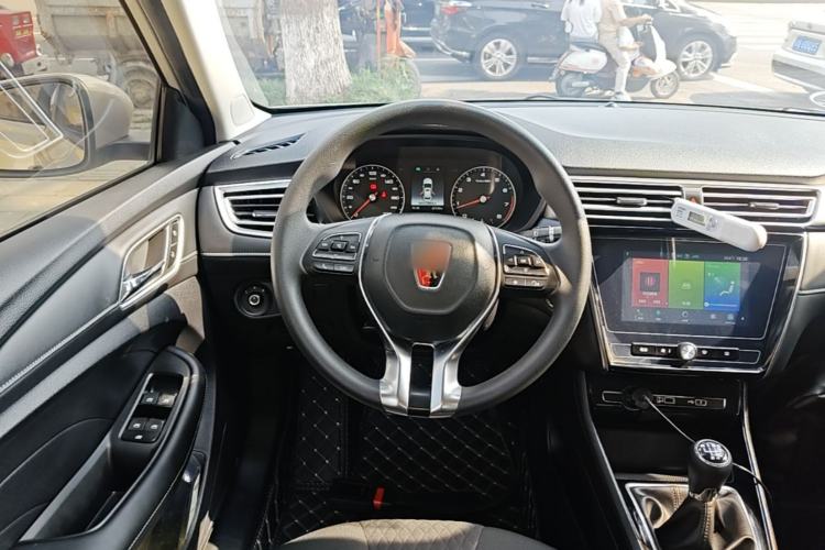 Used Roewe i5 2020 1.5L Manual 4G Connect Luxury Edition Steering Wheel