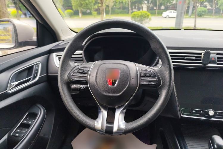 Used Roewe i5 2020 1.5L Automatic 4G Connect Luxury Flagship Edition Steering Wheel