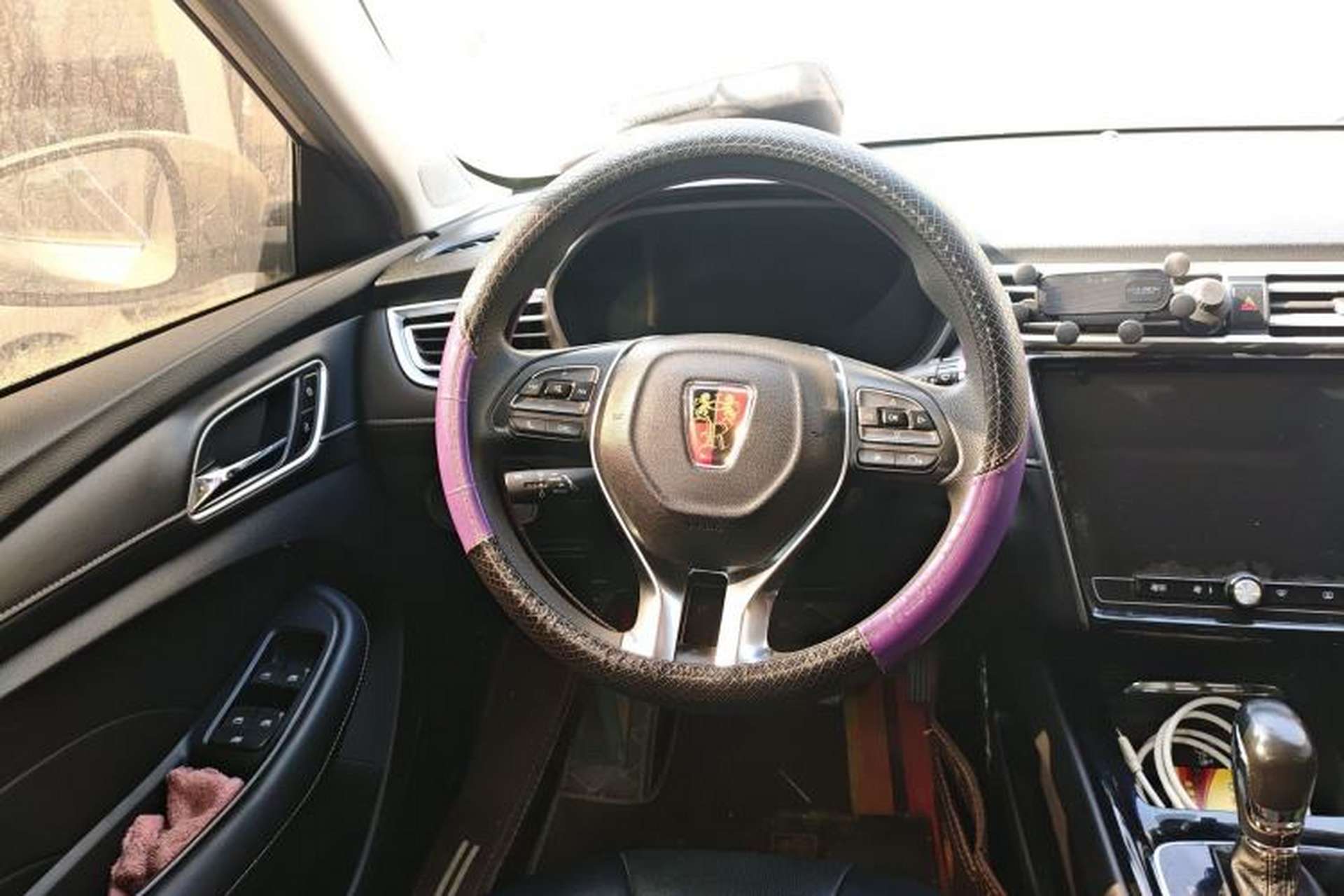 Used Roewe i5 2020 1.5L Automatic 4G Connect Luxury Flagship Edition Steering Wheel