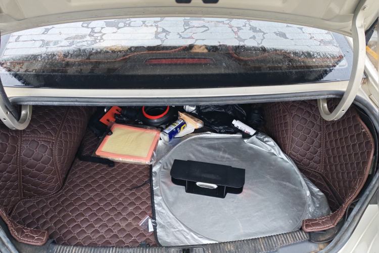Used Roewe i5 2020 1.5L Manual 4G Connect Leehao Flagship Edition Trunk