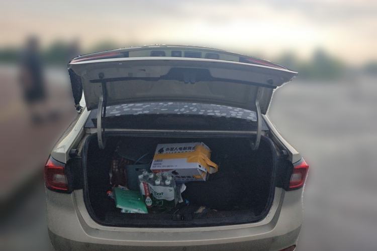 Used Roewe i5 2020 1.5L Manual 4G Connect Luxury Edition Trunk