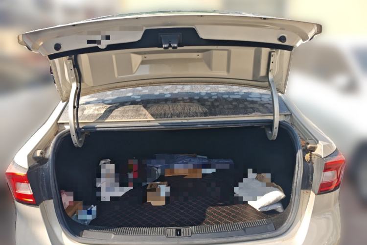 Used Roewe i5 2020 1.5L Automatic 4G Connect Luxury Flagship Edition Trunk