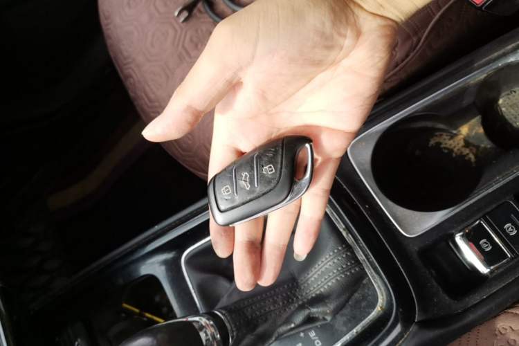 Used Roewe i5 2020 1.5L Automatic 4G Connected Linghao Edition Vehicle Key