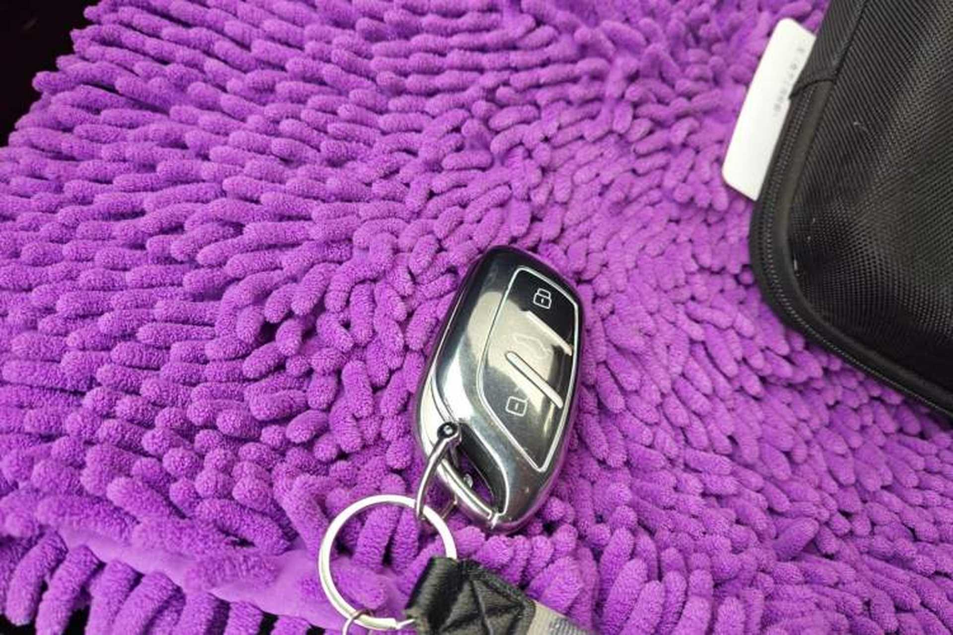 Used Roewe i5 2020 1.5L Manual 4G Connect Leehao Flagship Edition Vehicle Key