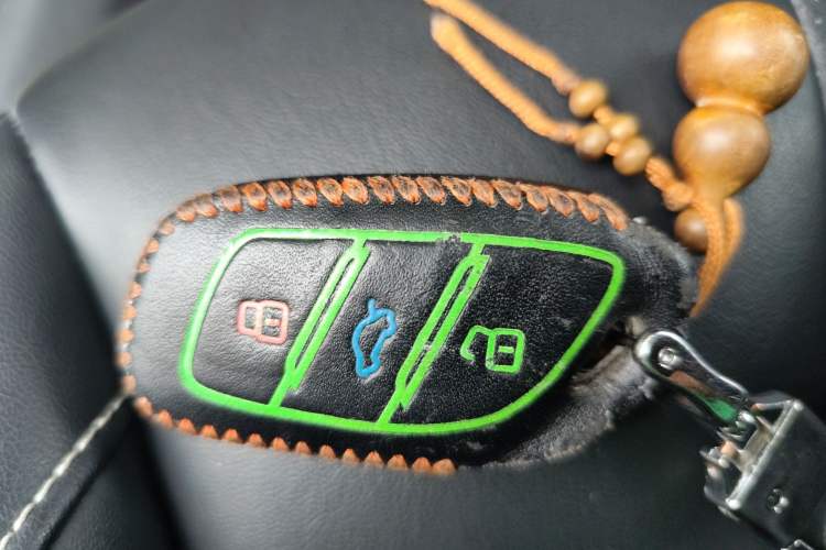Used Roewe i5 2020 1.5L Automatic 4G Connect Luxury Flagship Edition Vehicle Key