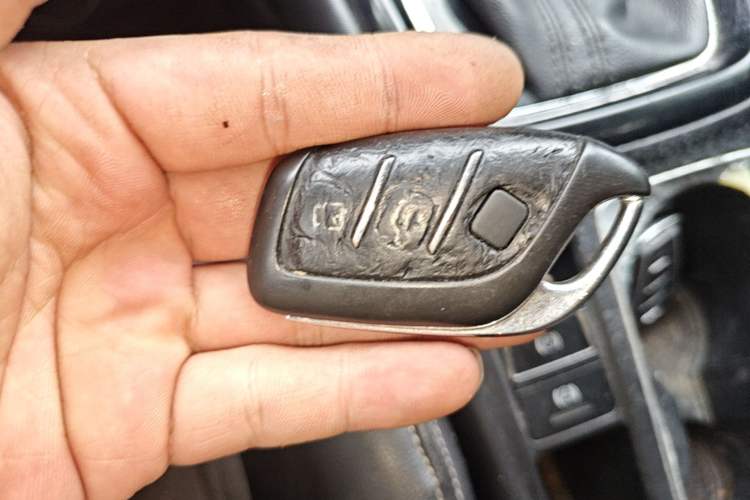 Used Roewe i5 2020 1.5L Automatic 4G Connected Linghao Edition Vehicle Key