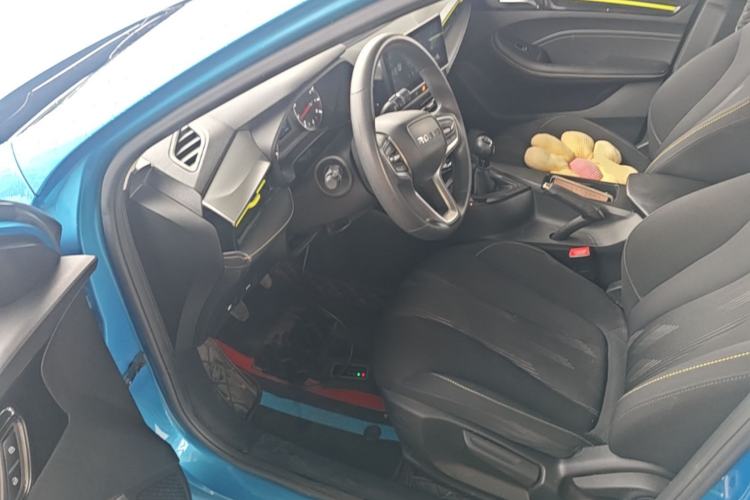 Used Roewe i5 2021 1.5L Manual Platinum Edition Driver Seat