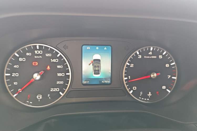 Used Roewe i5 2021 1.5L Manual Platinum Edition Instrument Cluster