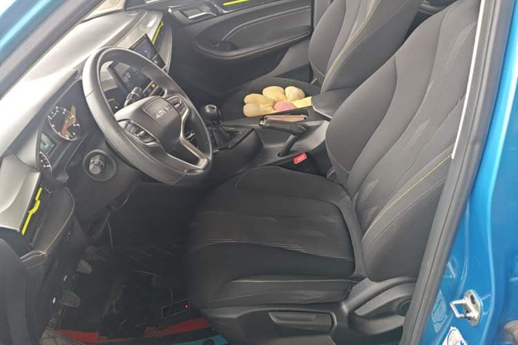 Used Roewe i5 2021 1.5L Manual Platinum Edition Left Front Seat