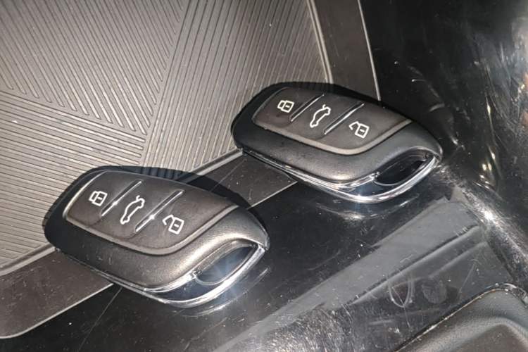 Used Roewe i5 2021 1.5L Manual Platinum Edition Vehicle Key