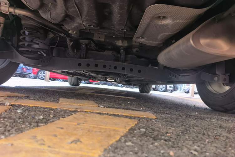 Used Roewe i5 2021 1.5L CVT Diamond Edition Chassis Rear