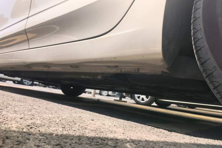 Used Roewe i5 2021 1.5L CVT Diamond Edition Chassis Rear Left