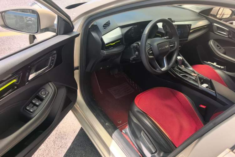 Used Roewe i5 2021 1.5L CVT Diamond Edition Driver Seat