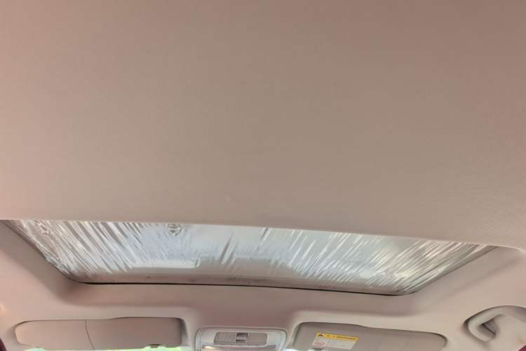 Used Roewe i5 2021 1.5L CVT Diamond Edition Headliner