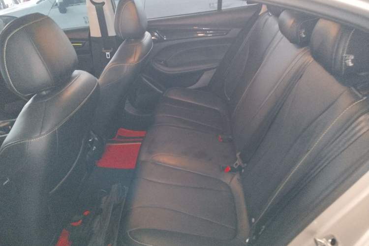 Used Roewe i5 2021 1.5L CVT Diamond Edition Left Rear Seat