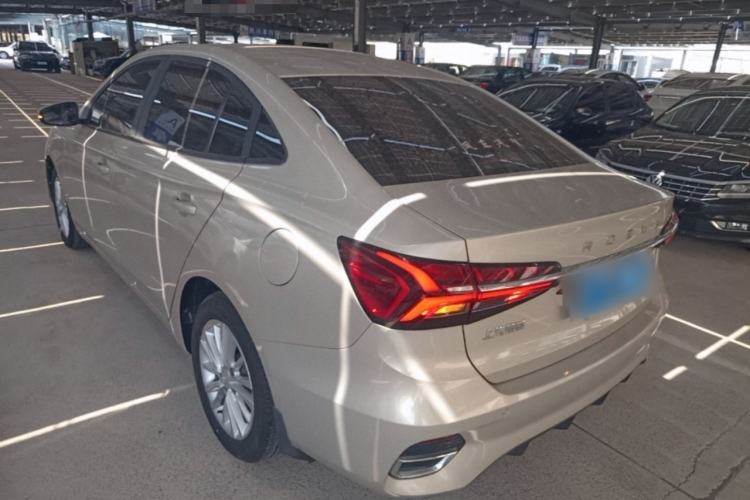 Used Roewe i5 2021 1.5L Manual Platinum Edition Rear Left 45 Deg