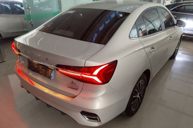 Used Roewe i5 2021 1.5L CVT Diamond Edition Rear Right 45 Deg