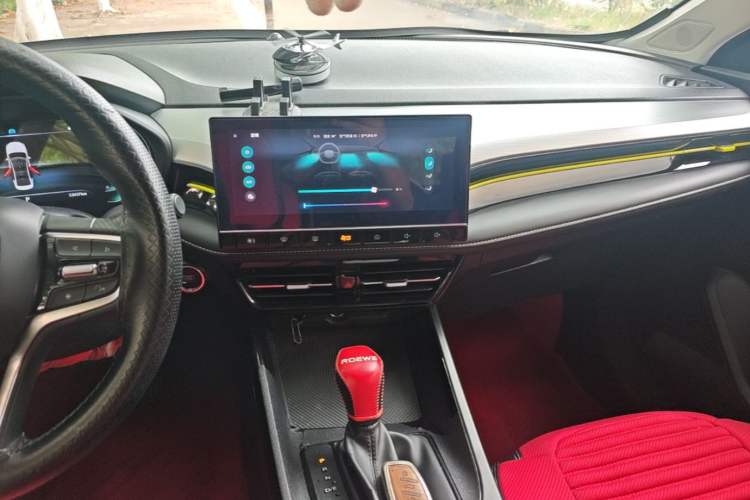 Used Roewe i5 2021 Revised Version 1.5L CVT Diamond Edition Audio And AC Panel
