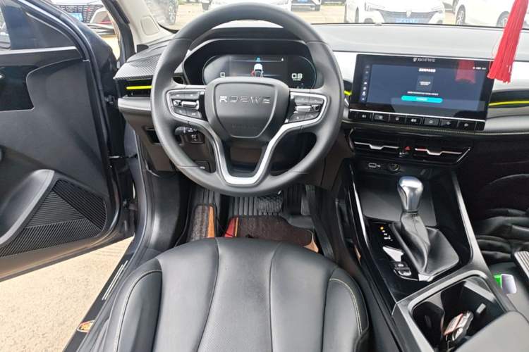 Used Roewe i5 2021 Revised Version 1.5L CVT Diamond Edition Audio And AC Panel