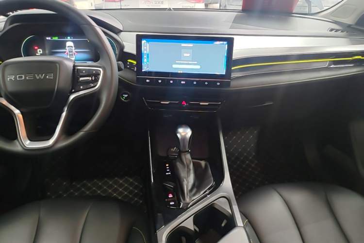 Used Roewe i5 2021 1.5L CVT Diamond Edition Audio And AC Panel