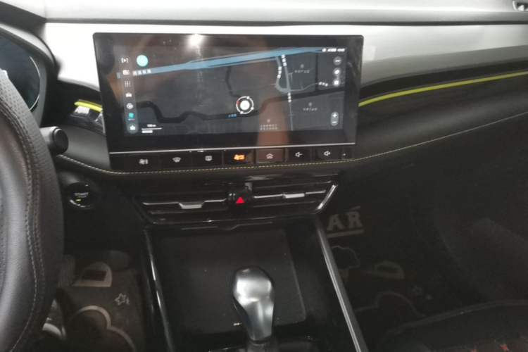 Used Roewe i5 2021 1.5L CVT Diamond Edition Audio And AC Panel